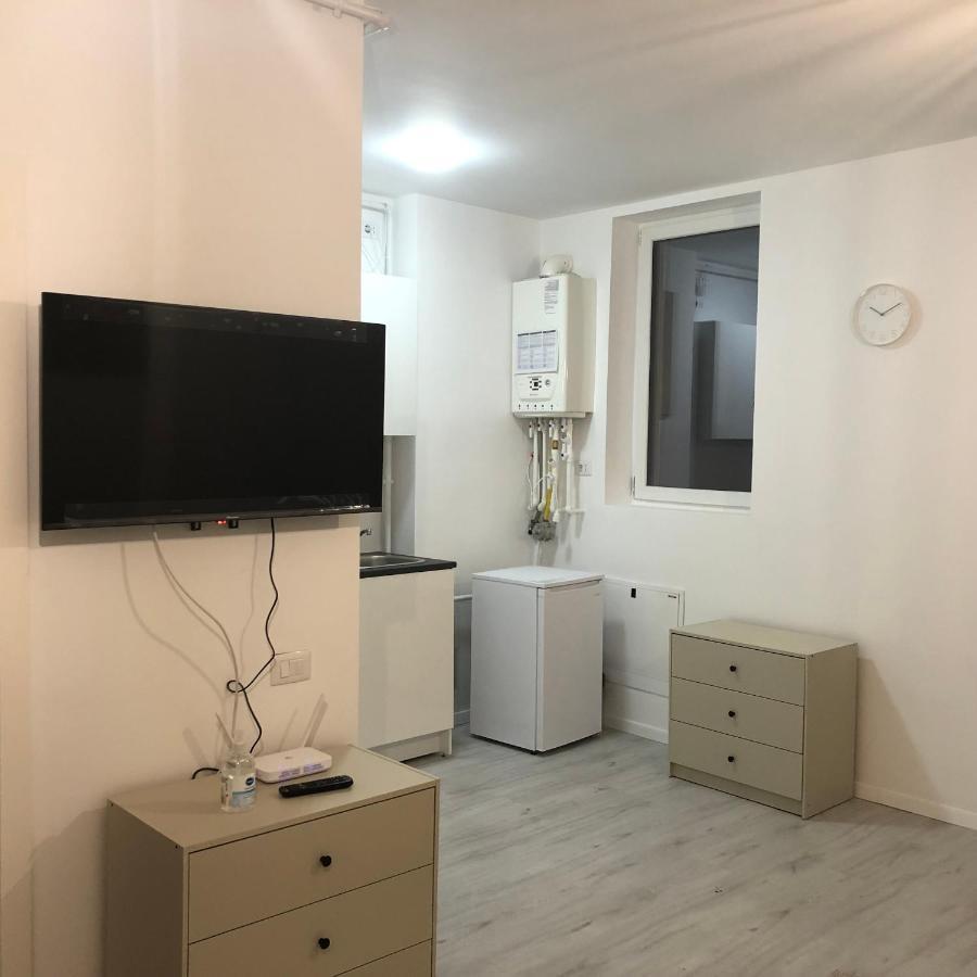 Air Residences - Air 2 Bucureşti Ngoại thất bức ảnh