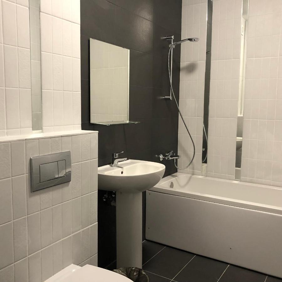 Air Residences - Air 2 Bucureşti Ngoại thất bức ảnh